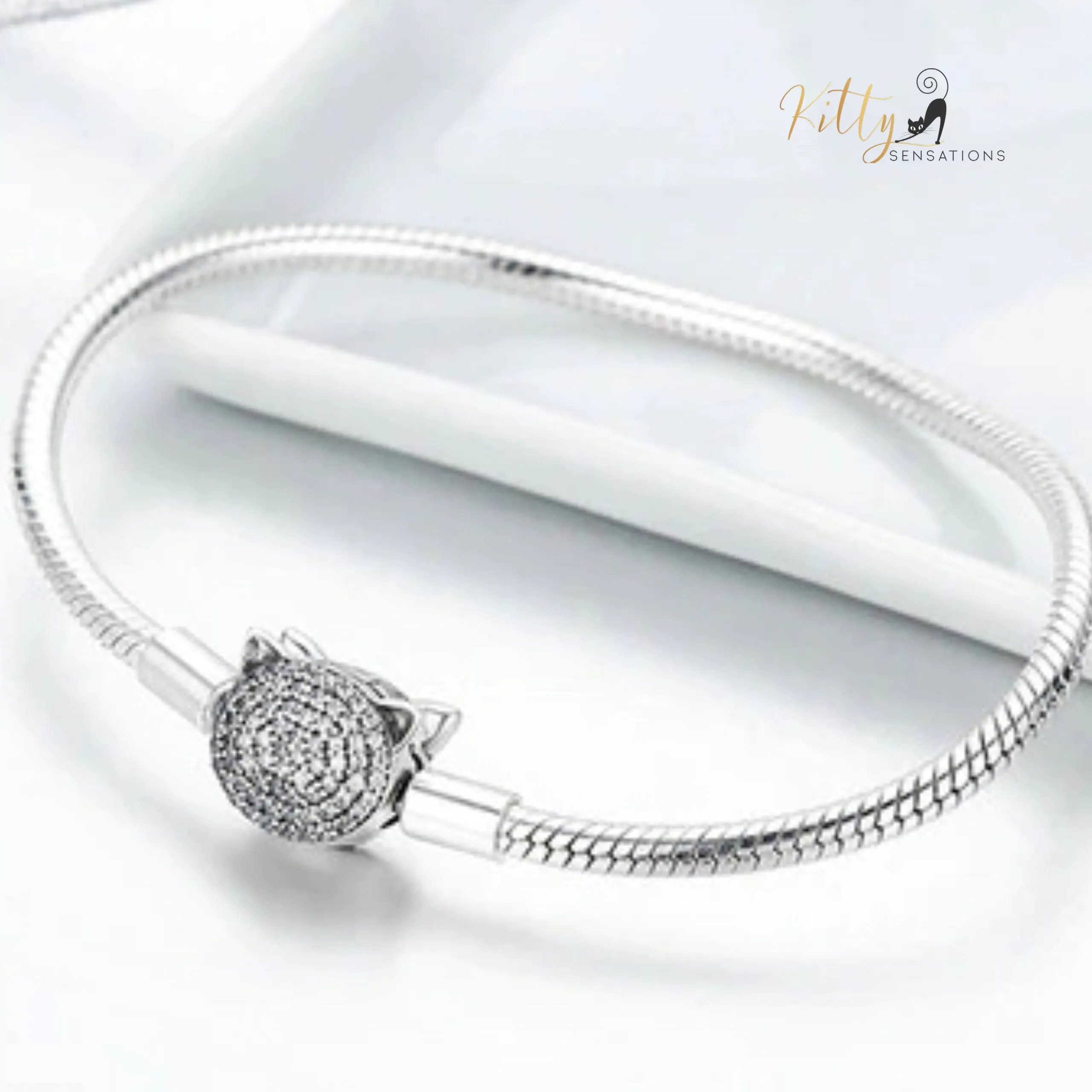 Cubic Zirconia Kitty Face Bracelet (Fine Jewelry) - Solid 925 Sterling Silver, Platinum Plated