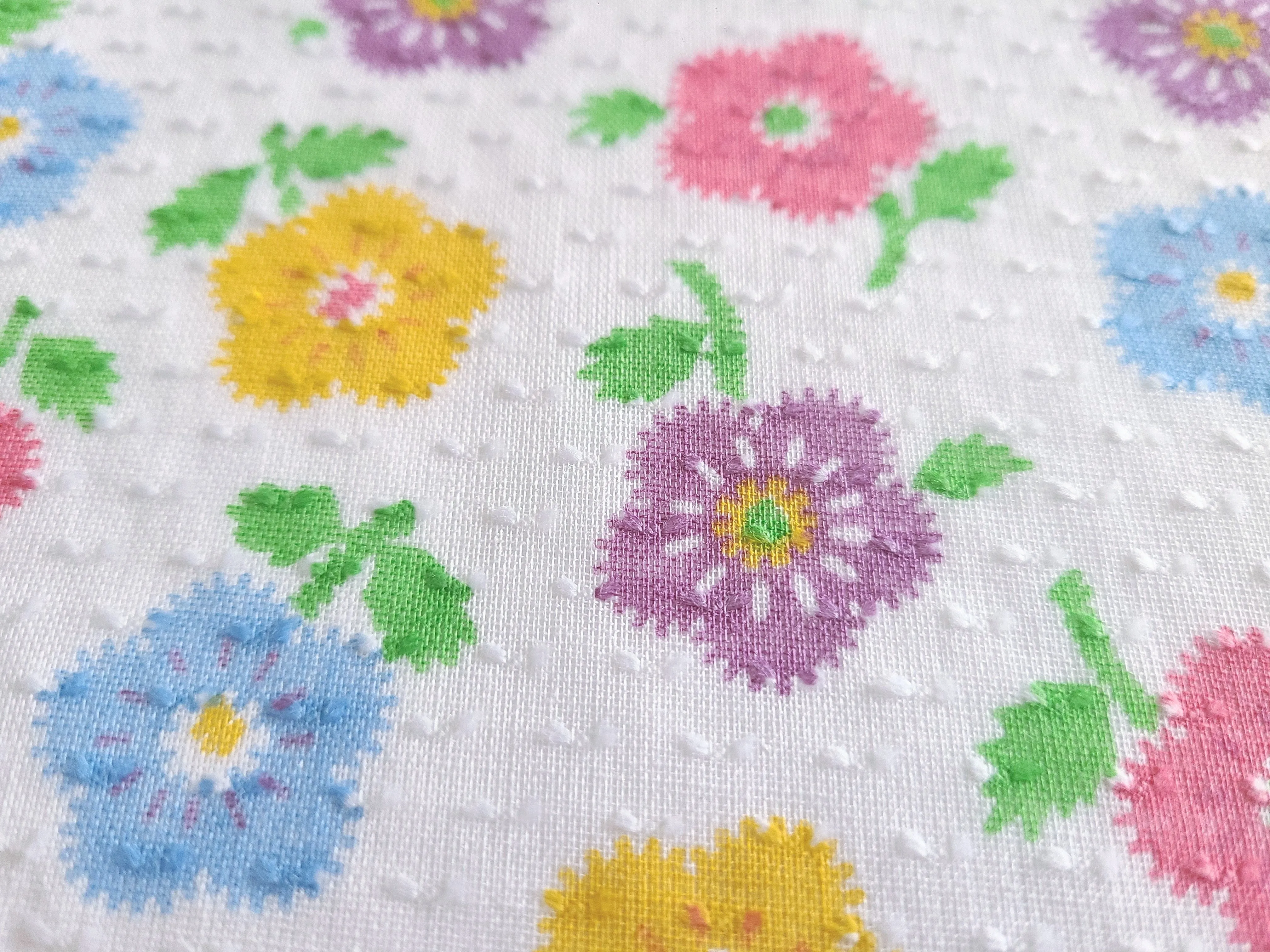 Vintage Fabric - Cotton - Dotted Swiss - Floral - Fabric Remnant - DSS409